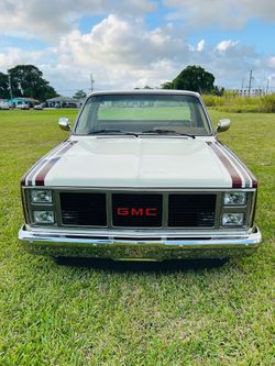 83 GMC Sierra short bed