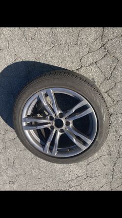 1 Only - 255/40r18 5x4.72 5x120 Bmw 335 340 435 Wheel Rim Good 90% Treads Tire