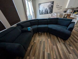 Reclining modular couch. NEED GONE