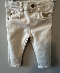 Zara Baby White Denim Jeans 9-12 Months Classic 5-Pocket Design
