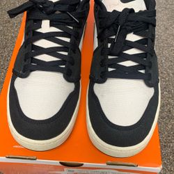 Nike Air Jordan Size 10 1/2 Black/white Canvas Upper 