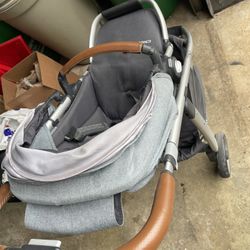 Uppa Baby Cruz Stroller 