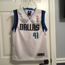 Collectible NBA Mavs Women’s Jersey 