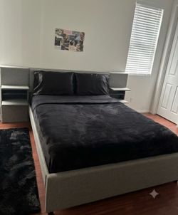 Queen Size bed