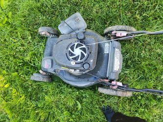 Starts in 1 pull craftsmen lawnmower