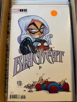 Black cat Skottie Young variant