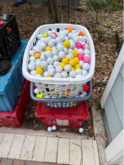 Huge golf ball sale ⛳️ 100 balls for $30. Pick your own