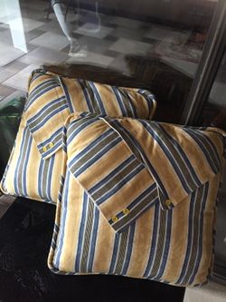 Custom made toss pillow
