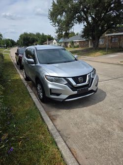 2018 nissan rougue  clean titulo