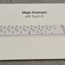 Apple Magic Keyboard With Touch ID And Numeric Keypad (White Keys)