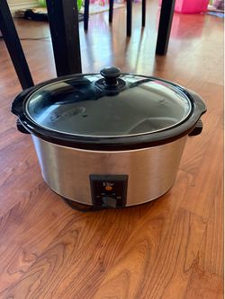 Slow cooker