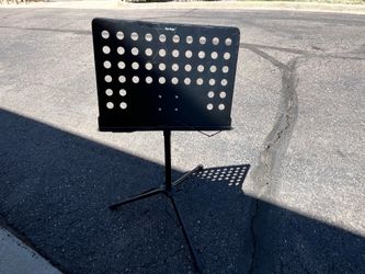 Music stand