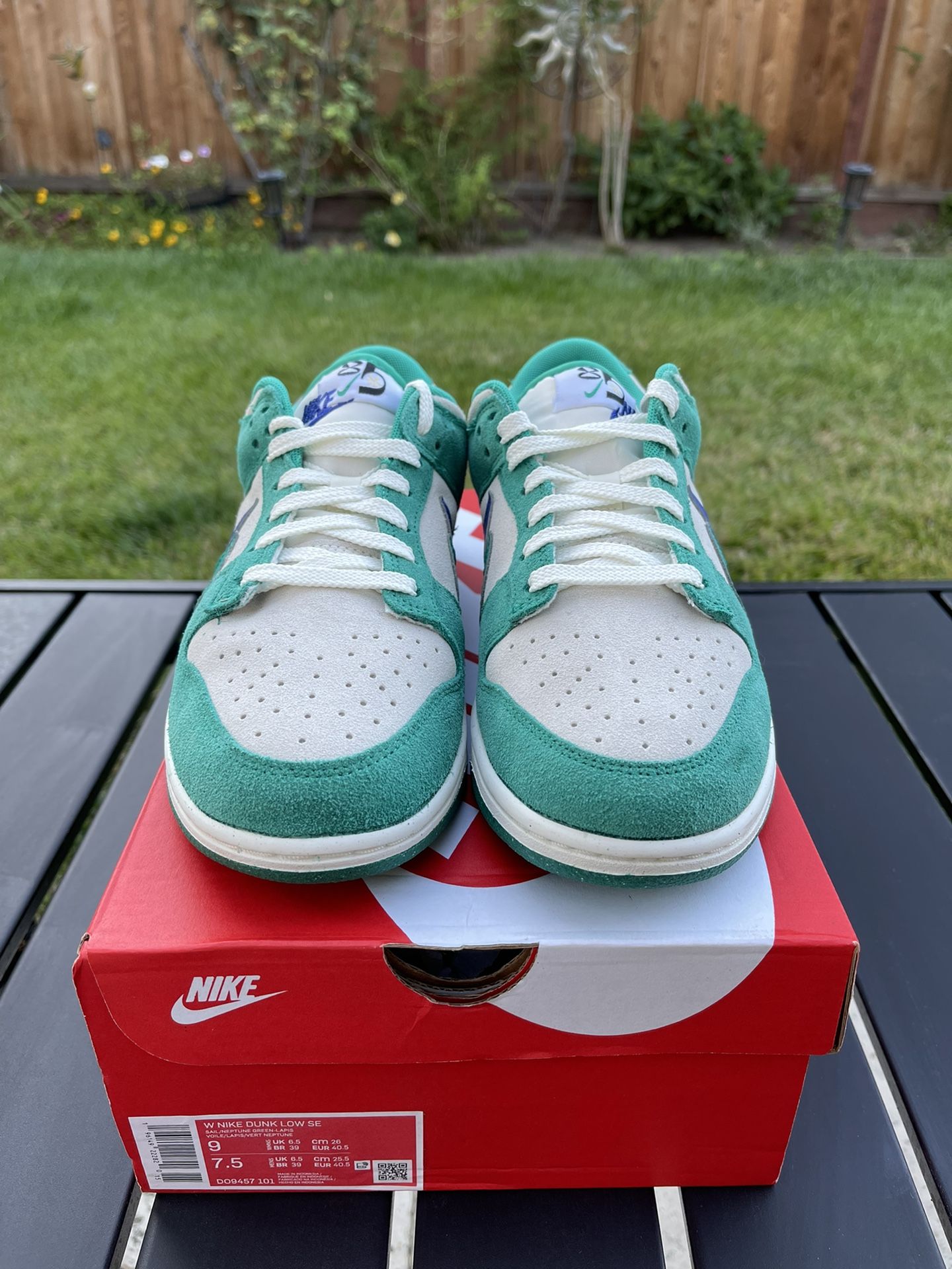 NEW Nike Dunk Low SE 85 Double Swoosh Neptune Green Womens Size