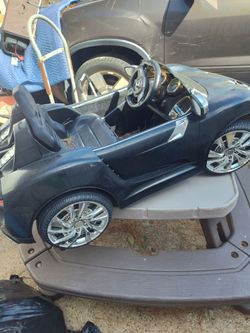 Kids Ride-On Electric Toy Car