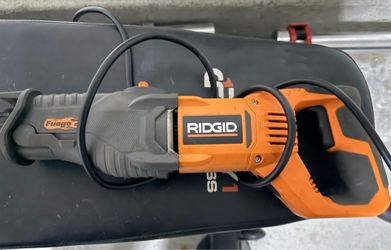 Corded saw
