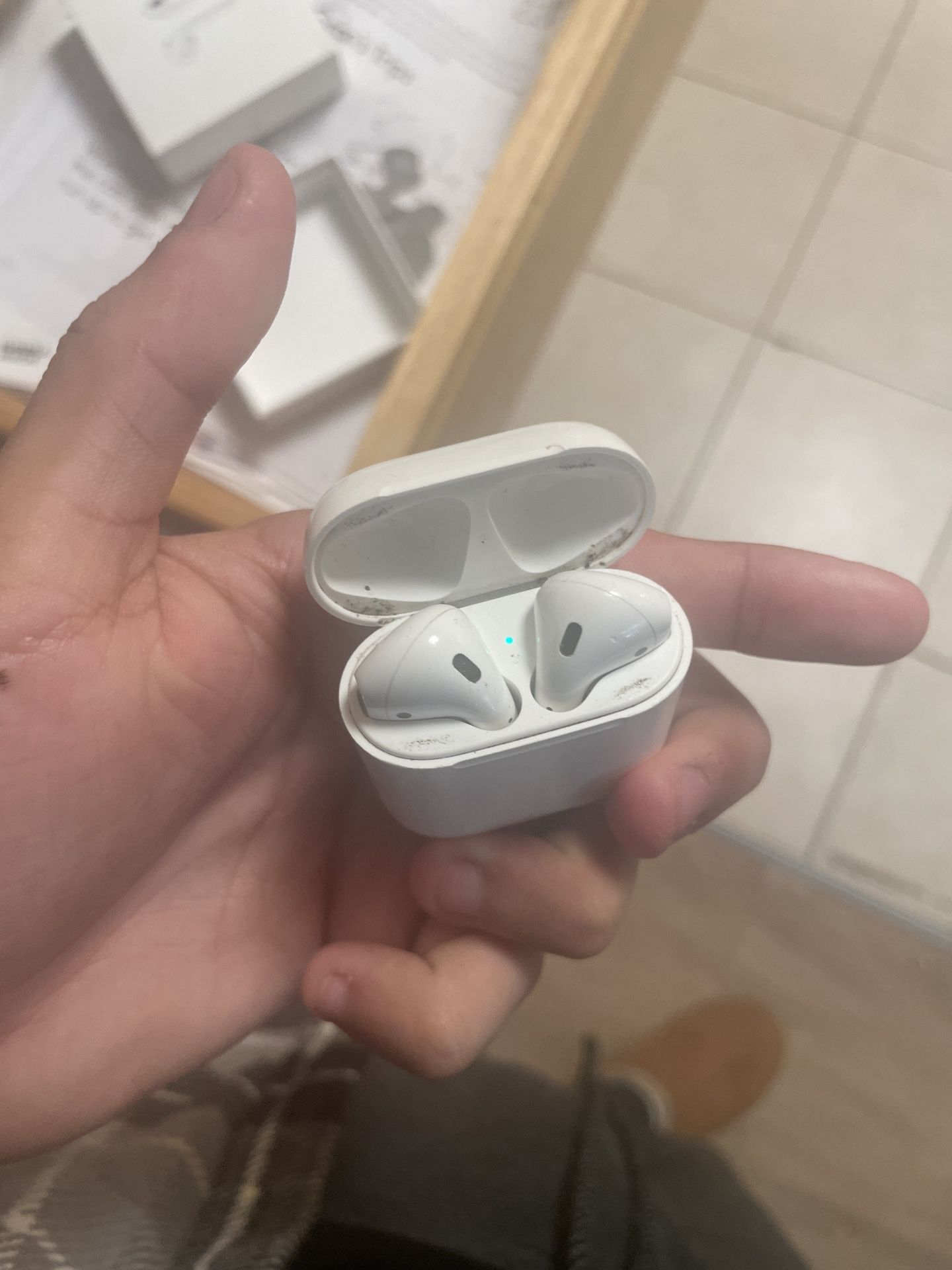 Airpods Generation 2