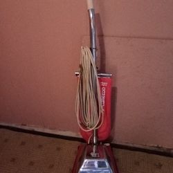Sanitaire Commercial Vacuum Cleaner
