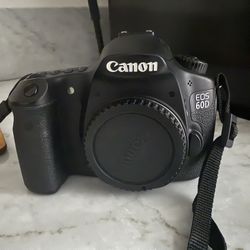 Canon 60D Body, Battery, And Charger