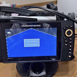 Humminbird Helix 9 Mega Live Bundle (rigged for open water also)