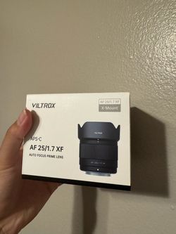 Viltrox AF 25mm f/1.7 XF Lens - Fuji X Mount