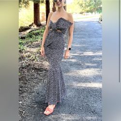 Juliana Florez - Maxi Dress - Polka dot - Wedding Guest