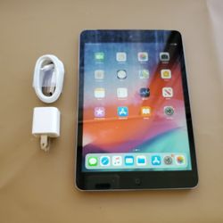 Apple iPad Mini 2 - Wifi - Like New 