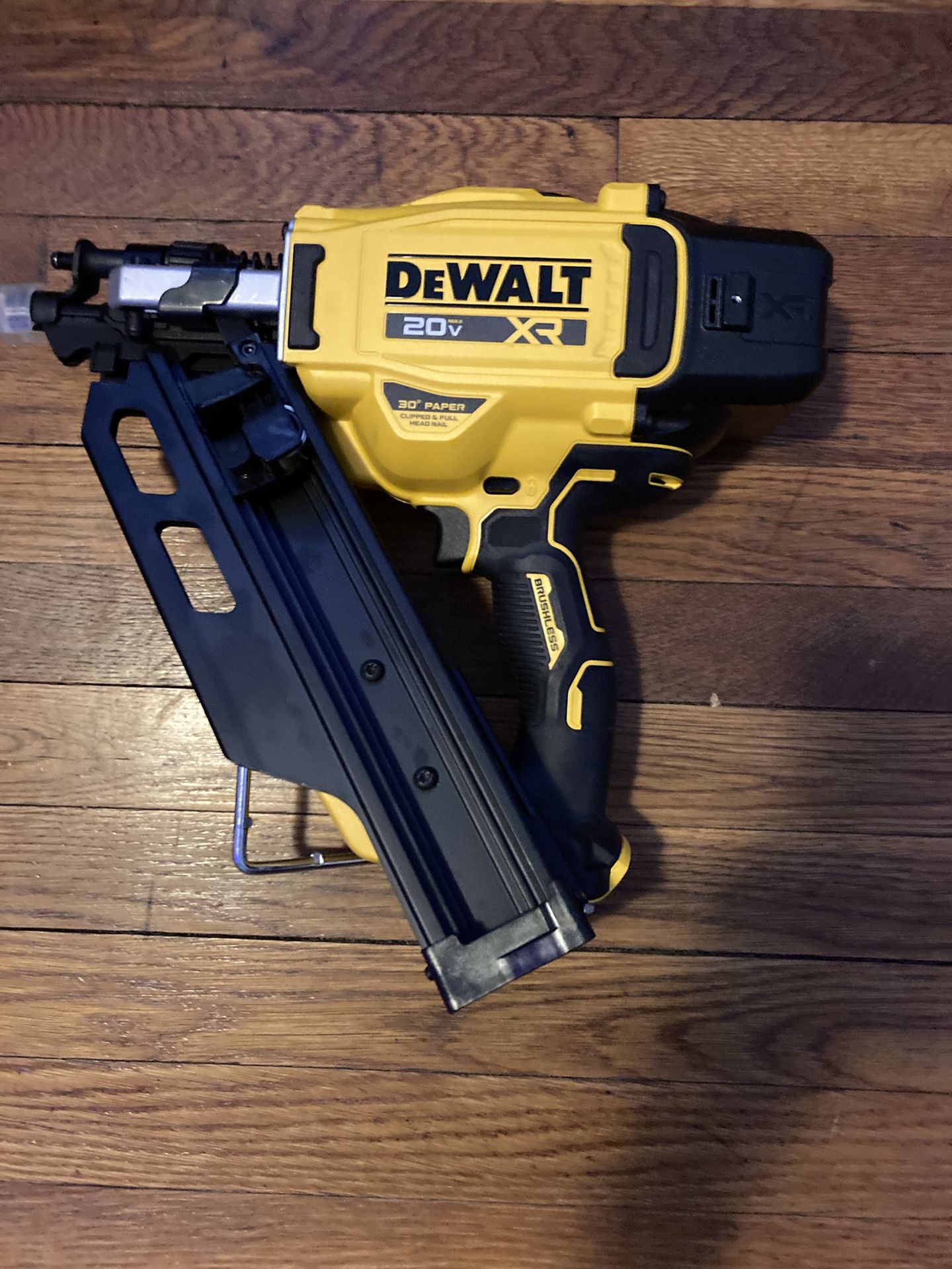 BRAND NEW Dewalt 30* Framing Nailer NEVER USED