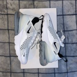 Nike Air Max 270