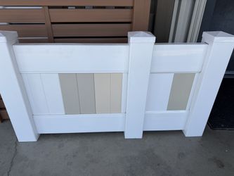 Vinyl fence