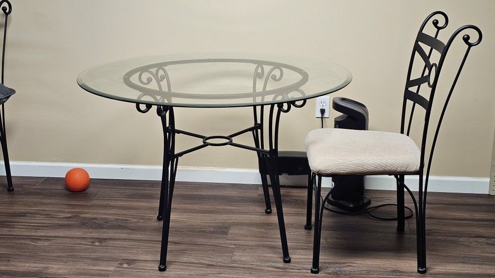 Glass Dining Table With 4 Chairs