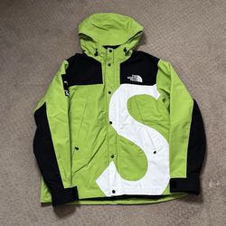 The North Face x Supreme 