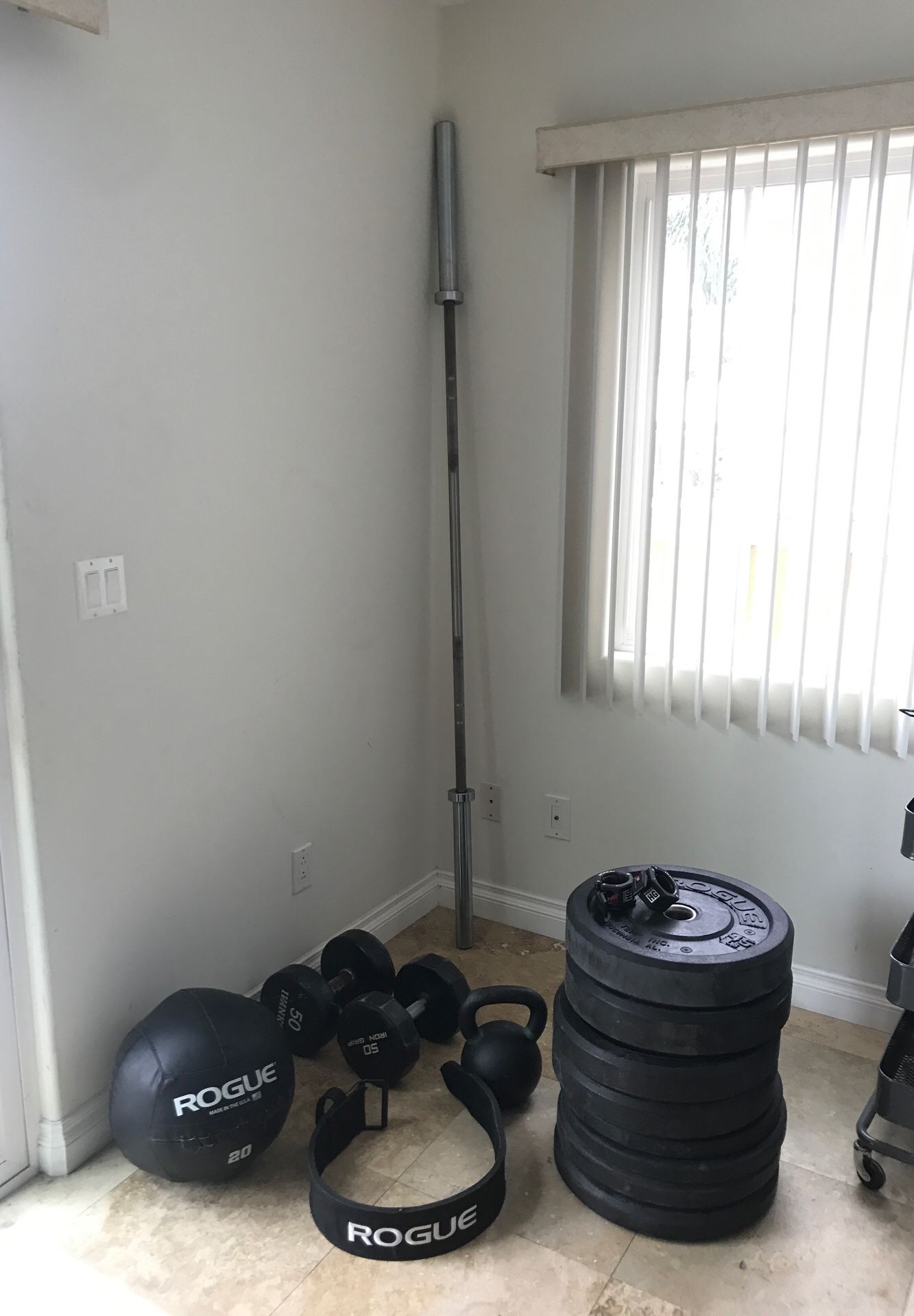 Weightlifting Equipment