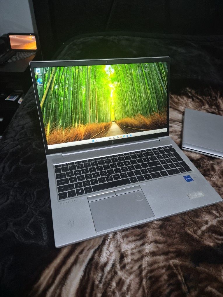 HP Elitebook 850 G8