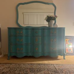 Bassett French Provincial Dresser Shabby Chic