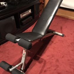 Exercise bench
