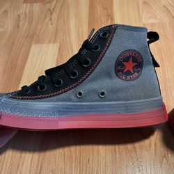Converse  Red and Black Trainers 