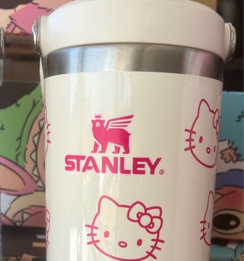 Stanley Hello Kitty White Pink Tumbler Thermos Straw Flowstate Water Bottle