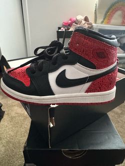 Air Jordan 1 Retro High OG (TD) “Ruby” – Toddler Size 9C – Used