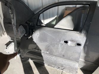 2016-2019 Tacoma door