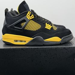 Air Jordan 4 “Thunder” (2023) Size 10.5M/12W (Lightly Worn)