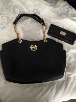 Michael Kors Purse And Wallet 