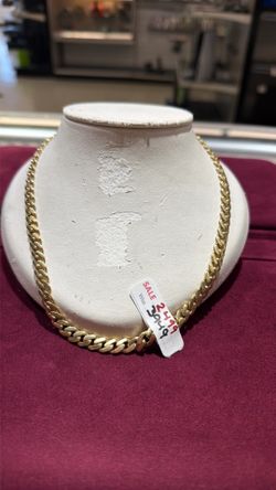 Cuban necklace