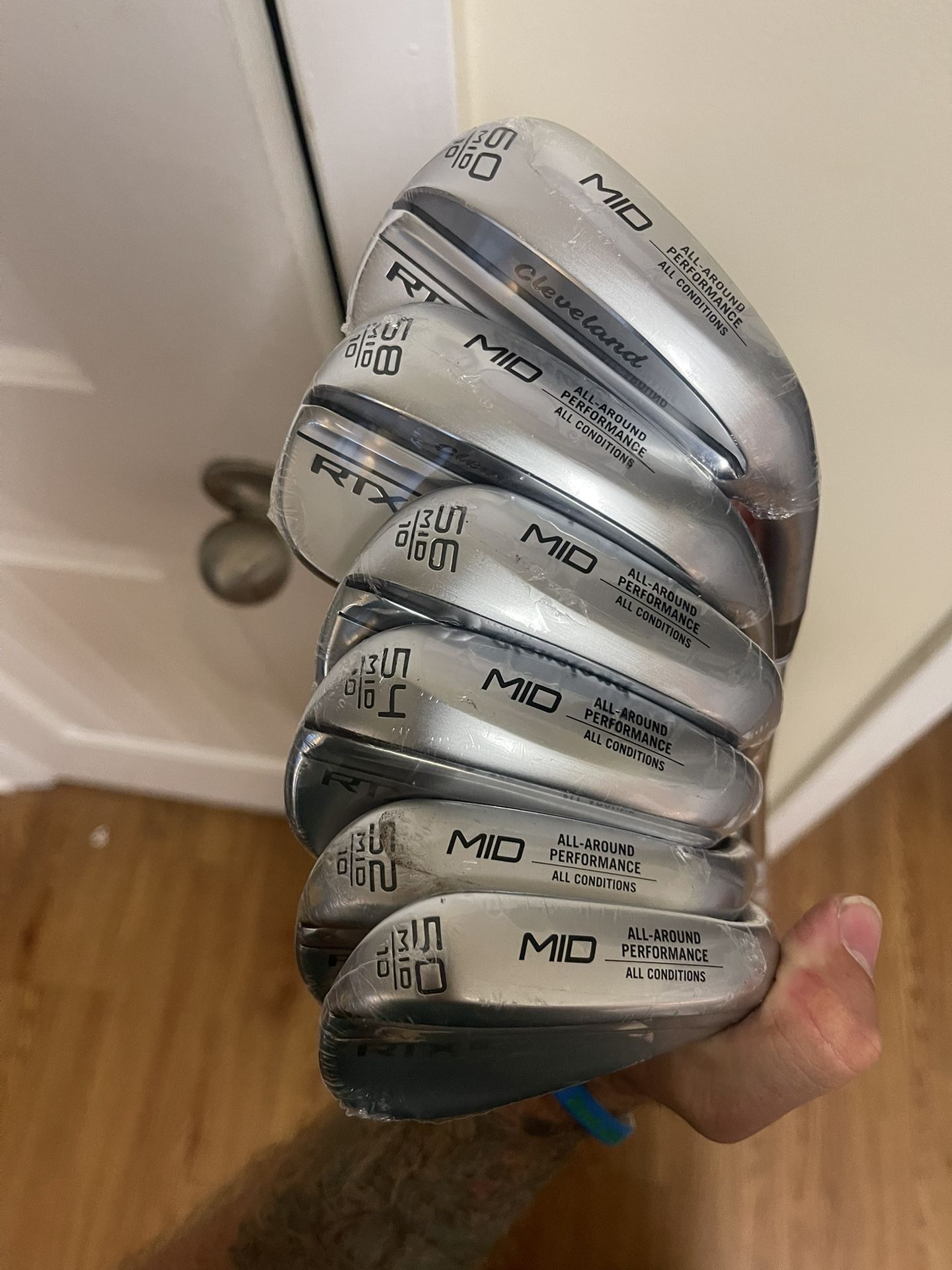 Cleveland RTX6 Zipcore Wedges