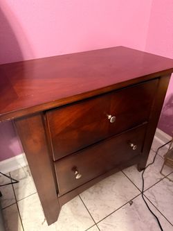 Single Wooden Nightstand / Bedside Chest – $20