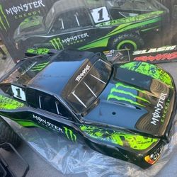 Traxxas Monster Energy Slash Limited Edition