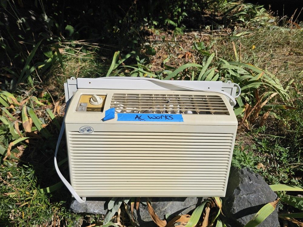 Free Working Window Air Conditioner