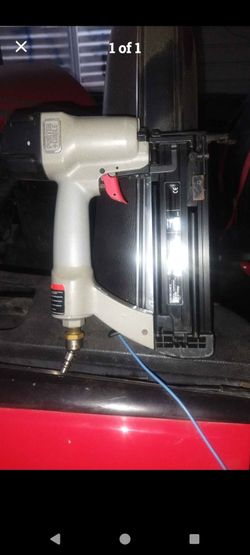 Nail gun