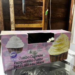 Cupcake Mold 