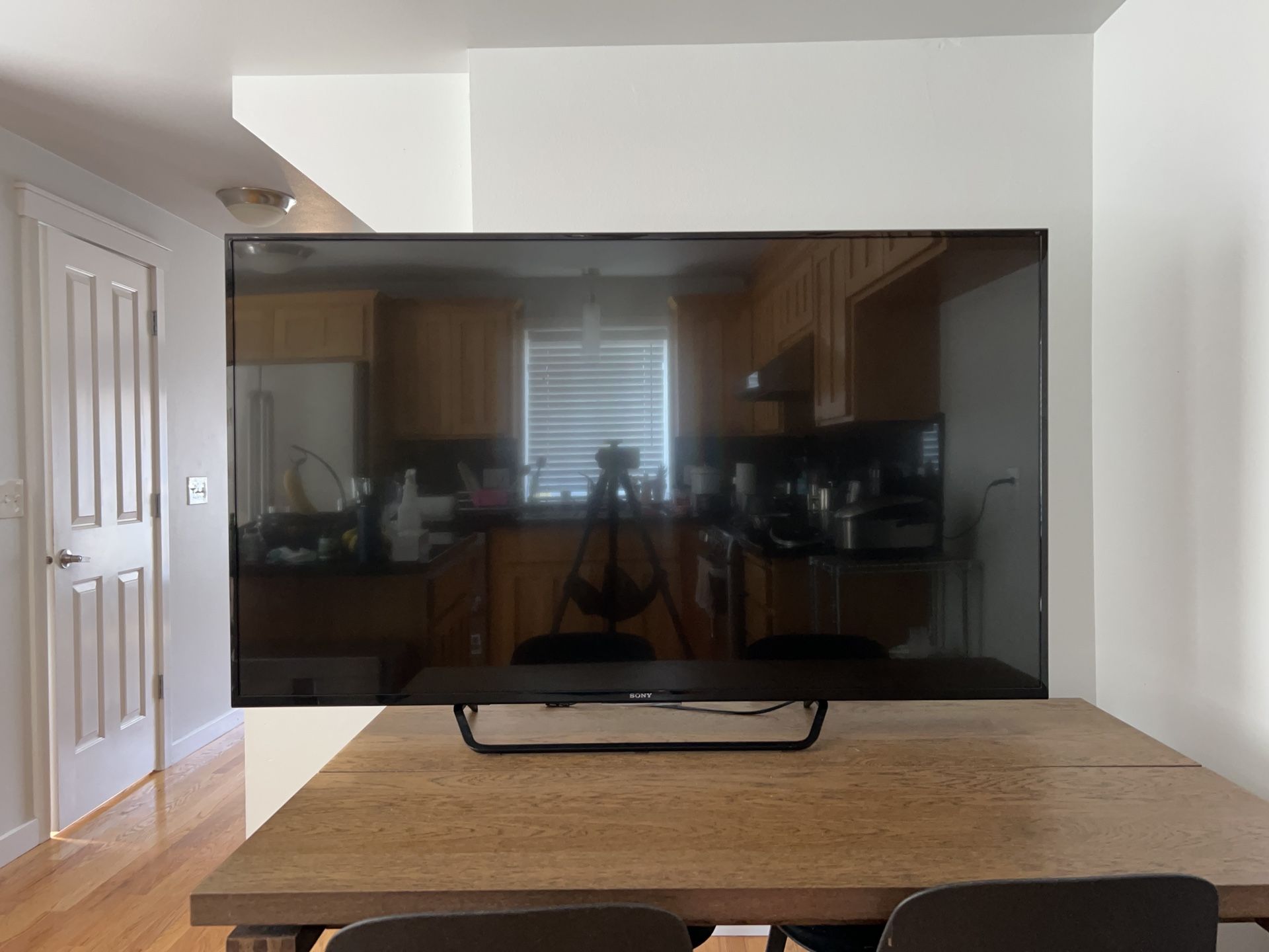 Sony XBR-65X810C 65" Class 4K Smart LED TV