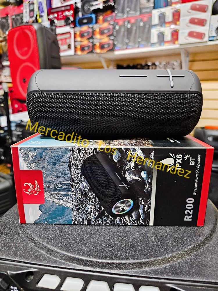 Portable Bluetooth Speaker ❗️ Usb / Fm Radio / Sd Card / Aux 🎶New Water Resistant 💧 